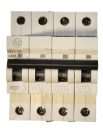 مینیاتوری سه فاز 125 امپر 7